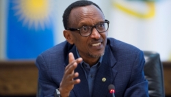 Perezida Kagame yatewe agahinda no kubura umubyeyi we 