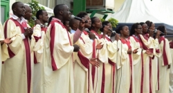Korali Ambassadors of Christ igiye kumurika Album DVD ya 12 “Hejuru mu kirere”