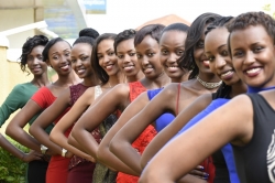 SMS Voting: Kwizera Peace akomeje kwereka igihandure abo bahatana muri Miss Rwanda 2016