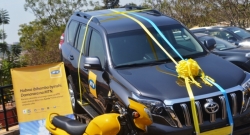 Igihembo nyamukuru muri Promosiyo ‘MTN DAMARARA‘ ni imodoka ya ‘Land Cruizer Prado’
