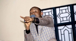Prophet Claude yateguye iminsi 3 yo kwakira ubuhanuzi bwa 2017 