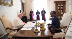 VATICAN: Perezida Kagame yahuye na Papa Francis-AMAFOTO