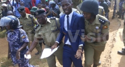 UPDATES: Bobi Wine uri kwiyamamariza kuba Depite wari watawe muri yombi yarekuwe–AMAFOTO