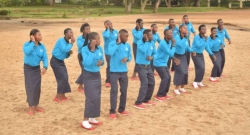 Deaf Choir, korali igizwe n’abafite ubumuga bwo kutavuga yinjiye mu muziki –VIDEO NSHYA