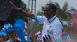 MU MAFOTO 100: Reba uko urugendo rwa mbere rwo kwamamaza Perezida Kagame rwagenze mu Ruhango n’i Nyanza