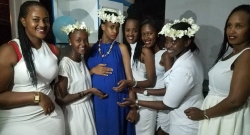 Anita Pendo yakorewe ibirori ‘Baby Shower’ byo kwitegura umwana agiye kwibaruka–AMAFOTO