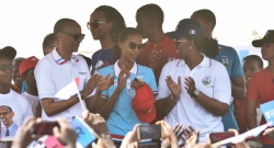 Miss Iradukunda Elsa yagize amahirwe yo guhura imbonankubone na Perezida Kagame –AMAFOTO