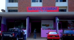 Bihora ari bishya muri Fantastic Restaurant, promosiyo irakomeje hamwe n’ibitaramo by’Impala-AMAFOTO