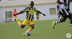 Uwimana Emmanuel (Nsoro-Tiote) yasinye muri Espoir FC
