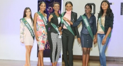 Miss Uwase Honorine (Igisabo) n’ikipe ye ya Afurika batangiye Miss Earth 2017 begukana umudari-AMAFOTO
