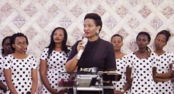 'Women Foundation Ministries' mu masengesho y’abagore n’abakobwa ‘Umugore mu ihema’-AMAFOTO