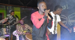 MUSANZE: Mani Martin yakoze ibitaramo byo kumurika Album ye ‘Afro’ -AMAFOTO