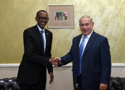 Perezida wa Repubulika Paul Kagame yagiranye ibiganiro na Minisitiri w’Intebe wa Israel, bumvikana ko Israel vuba aha izafungura Ambasade yayo mu Rwanda-AMAFOTO