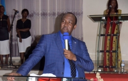 CHAN 2018: Bishop Rugagi yahishuye uko yasengeye Amavubi agatsinda Guinea Equatorial