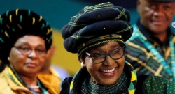 Winnie Mandela wahoze ari umugore wa Nelson Mandela yitabye Imana ku myaka 81