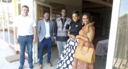 Huye: Aline Gahongayire aherekejwe n'abo mu Budage bateraniye Zion Temple bateguza ‘Ineza Tour’-AMAFOTO