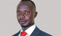 Umuryango w’uwahoze ari umushoferi wa Bobi Wine wanze kwakira inkunga wahawe na perezida Museveni