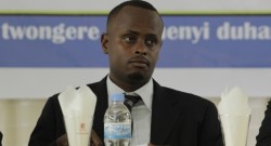 Ismail Ntihabose wari umuyobozi w'inama nkuru y'abahanzi ntakibarizwa ku butaka bw'u Rwanda, hari kwigwa uko yasimbuzwa