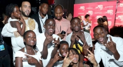 French Montana yituye abana b’ababyinnyi ‘Triplets Ghetto Kids’ bo muri Uganda