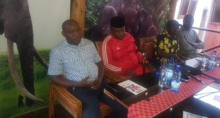 Kidum yahishuye ko azi neza uwatangaje ko bazica Meddy naramuka akandagiye i Burundi -VIDEO