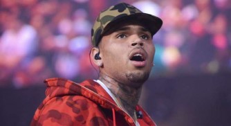 U Bufaransa: Chris Brown yavuye muri gereza ahakana gufata ku ngufu umugore