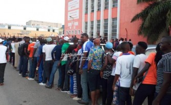 Burundi vs Gabon: Abantu ni urujya n’uruza mu mujyi wa Bujumbura, amatike yabaye iyanga-AMAFOTO