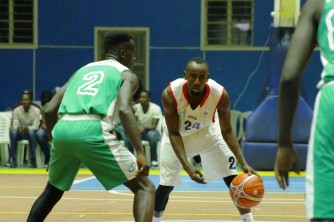 Basketball: Imikino ya Playoffs 2019 yatangiye REG itsinda Espoir BBC, APR ikangura Patriots BBC - AMAFOTO