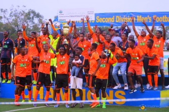 Gasogi United yatwaye igikombe cya shampiyona 2018-2019 itsinze Heroes FC kuri penaliti-AMAFOTO