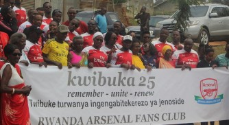 Abafana ba Arsenal mu Rwanda bahaye inzu abarokotse Jenoside batunganyiriza ibihumyo i Kinyinya -AMAFOTO