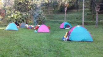 Hadutse uburyo bushya bwo gutembera u Rwanda aho abantu basura amanywa n’ijoro bacumbikiwe "Overnight Camping"
