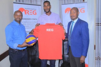 Volleyball: REG VC yasinyishije babiri barimo Dusabimana Vincent wari kapiteni wa Gisagara VC