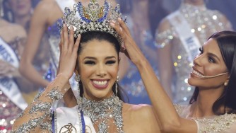 Thalia Olvino, yambitswe ikamba rya Miss Venezuela hatitawe ku bipimo-AMAFOTO