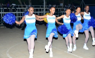 Mac Classic yakoresheje ba bakobwa bashyushya Kigali Arena mu ndirimbo ye "We Made It" isingiza umukino wa Basketball-VIDEO