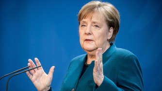 ‘Chancelier’ w’Ubudage Angela Merkel agiye kujya mu kato nyuma y’uko ahuye n’uwo basanzemo Covid-19