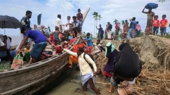 U Buhinde na Bangladesh: Abantu babarirwa muri za miliyoni bavanywe mu byabo n’inkubi y’umuyaga yaherukaga mu myaka 20 ishize