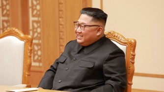 Kim Jong-un uyobora Koreya ya Ruguru yishimagije avuga ko igihugu cye cyatsinze Covid-19 