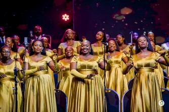 Chorale de Kigali igeze kuri 'Chiquitita' Arena yose irahaguruka| Ni indirimbo idasanzwe, yamamaye