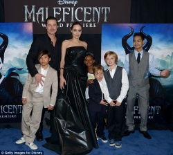 Angelina Jolie, Brad Pitt n'abana babo muri filime imwe
