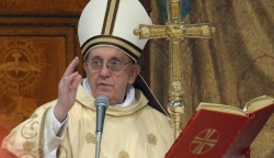 Papa Francis avuga ko yumva asigaje imyaka ibiri cyangwa itatu yo kubaho