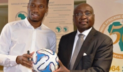 Donald Kaberuka yakiriye Didier Drogba mu biro bye-AMAFOTO