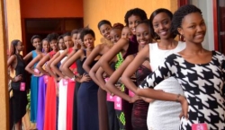 Abanyarwanda bahawe rugari ngo batoranye abazakomeza muri Miss Rwanda 2015 - AMAFOTO