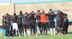 Mu mafoto-APR FC yakoze imyitozo yayo ya nyuma mbere yo kwerekeza muri CECAFA Kagame Cup