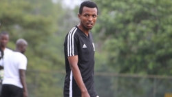  Savio Nshuti  avuga ko yahoze arota gukinira APR FC kubera  Mugiraneza Jean Baptiste Miggy