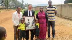 Ambasaderi wa Leta Zunze Ubumwe za Amerika mu Rwanda yasuye ikigo cya Gasore Serge Foundation-AMAFOTO