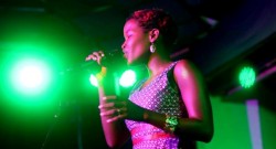 Liza Kamikazi winjiye amaramaje muri Gospel yatuganirije kuri uru rugendo rwe rushya-VIDEO