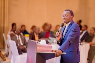 Pastor Antoine Rutayisire yahamije ko akunda ubwenge bwa AmaG The Black, imitekerereze ya Diplomate, avuga n’abandi bahanzi nyarwanda akunda