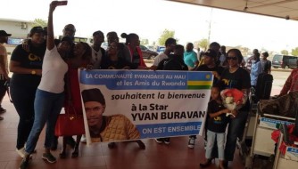 BAMAKO: Yvan Buravan yakiriwe n’Abanyarwanda batuye muri Mali -AMAFOTO