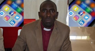 Ni shitani wahinduye amayeri! Bishop Ndagijimana uyobora AEBR arannyega urukundo rwo kuri ‘Social media’-VIDEO  