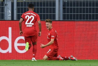 Bundesliga: Bayern Munich yateye intambwe igana ku gikombe nyuma yo kwisasira mukeba Borussia Dortmund- AMAFOTO