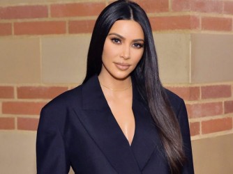 Amateka y’ubuzima bwa Kim Kardashian ufite uburanga buhebuje akaba umugore w’umuraperi Kanye West